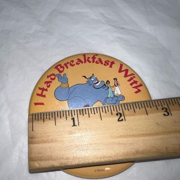 Disney “I had Breakfast with Aladdin” Circle Pin. - Picture 5 of 5